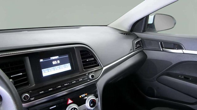 Used 2019 Hyundai Elantra SE w/ Cargo Package image 8