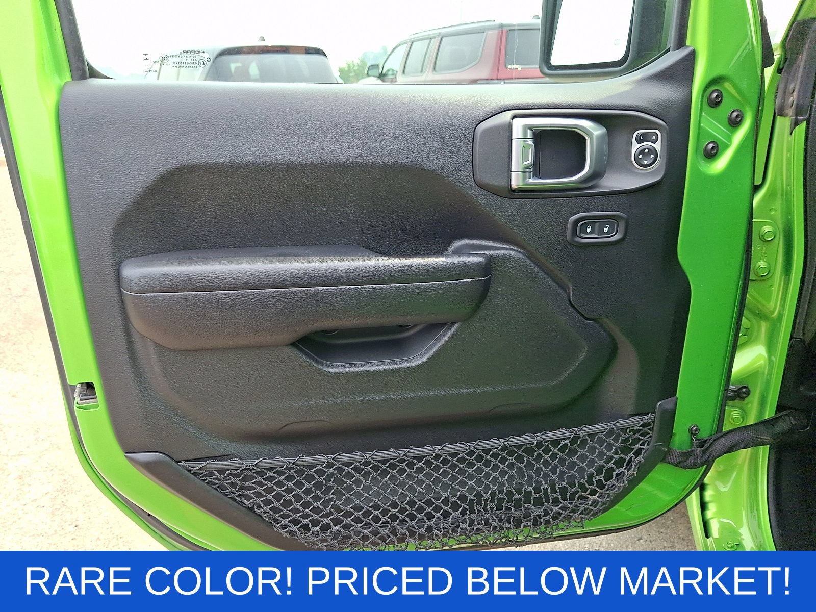 Used 2018 Jeep Wrangler Unlimited Sport S AWD/4WD image 14