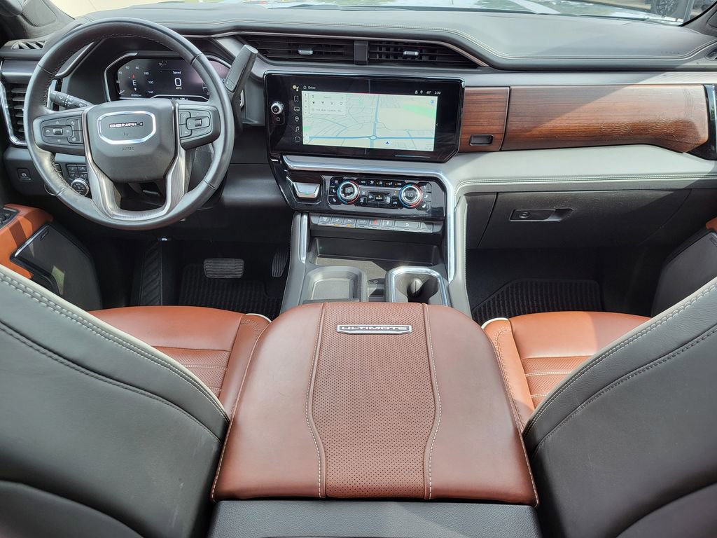Used 2024 GMC Sierra 2500 Denali Ultimate w/ Max Trailering Package image 2
