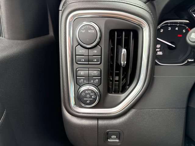 Used 2022 GMC Sierra 1500 SLT w/ SLT Premium Plus Package AWD/4WD image 20
