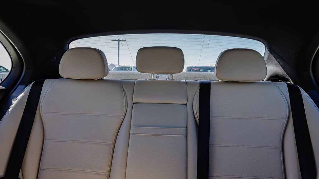 Used 2022 Mercedes-Benz C 300 Sedan image 27