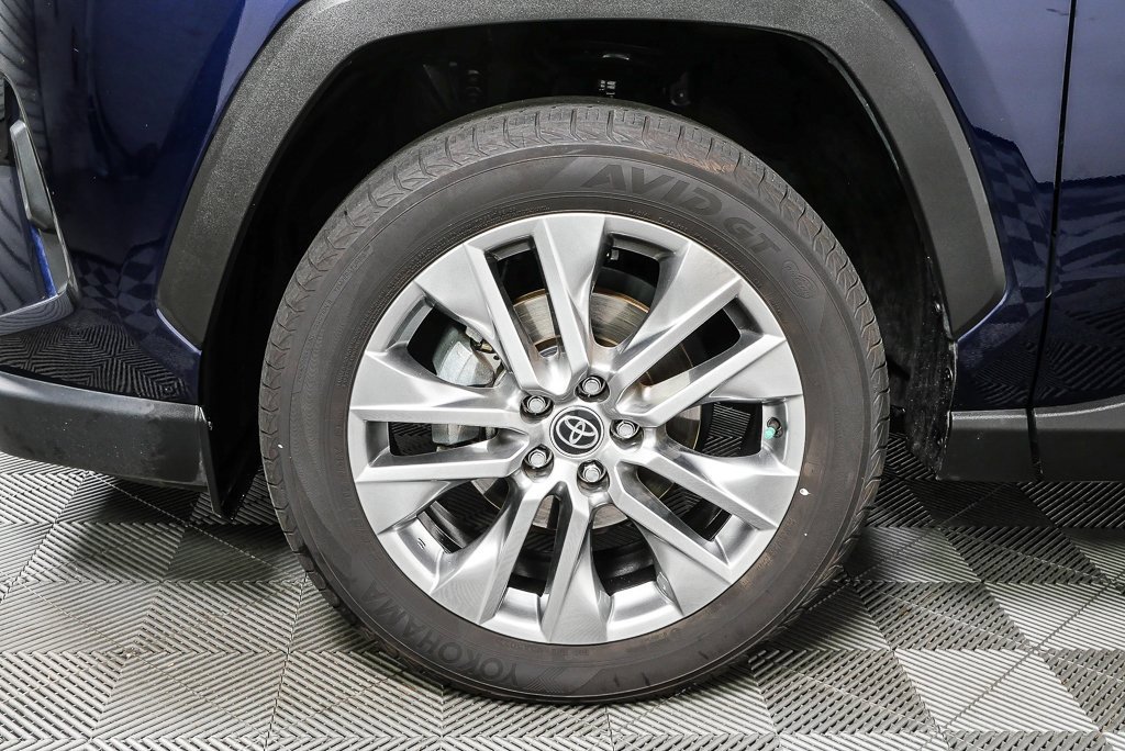 Used 2023 Toyota RAV4 Limited image 38