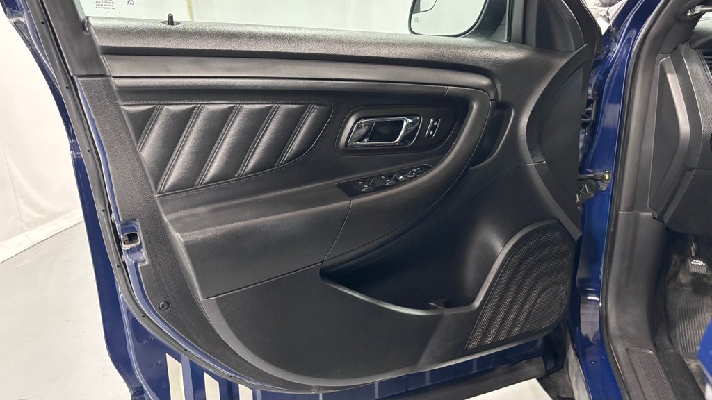 Used 2015 Ford Taurus Police Interceptor AWD image 16