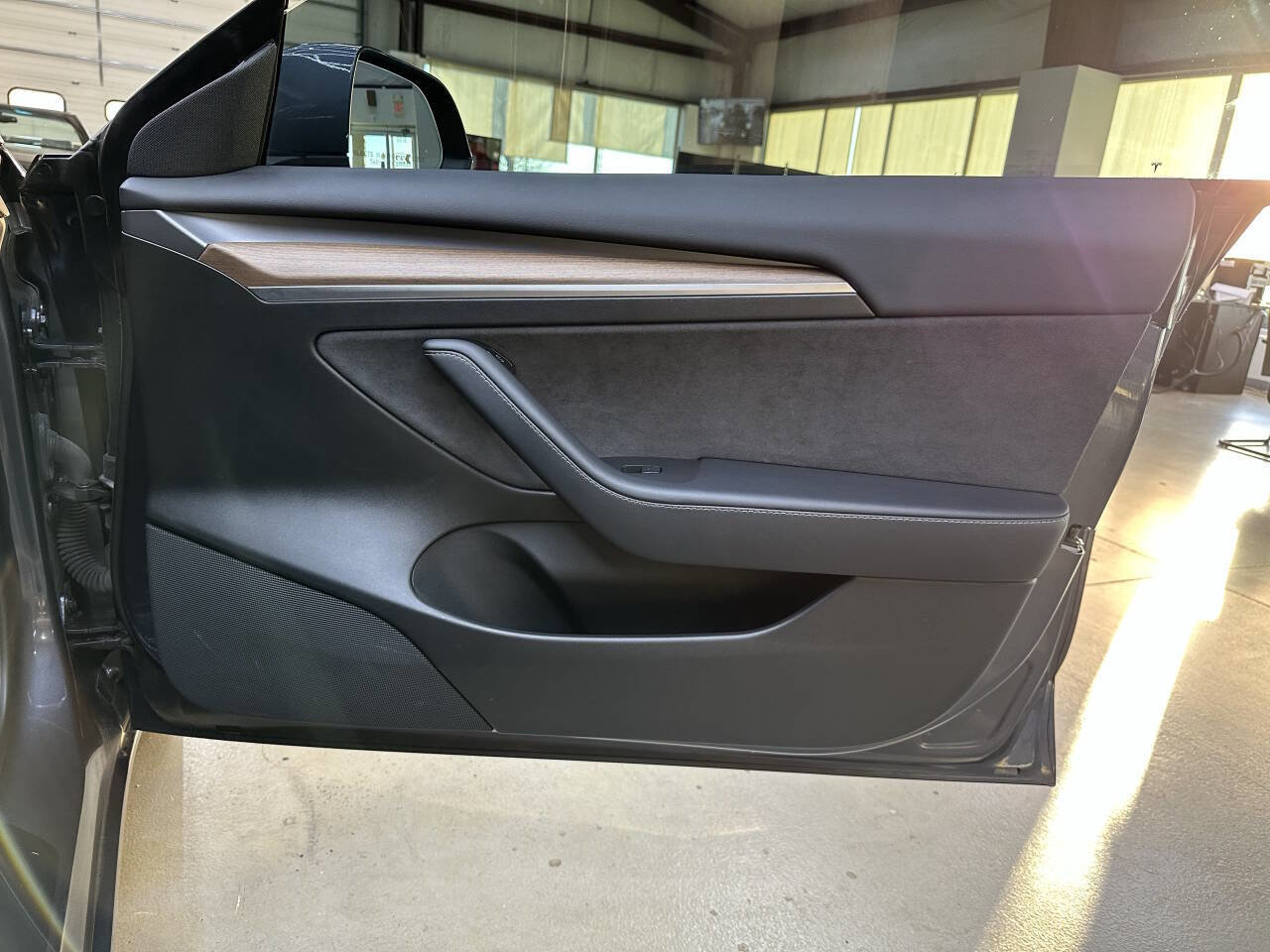 Used 2022 Tesla Model 3 Long Range image 16