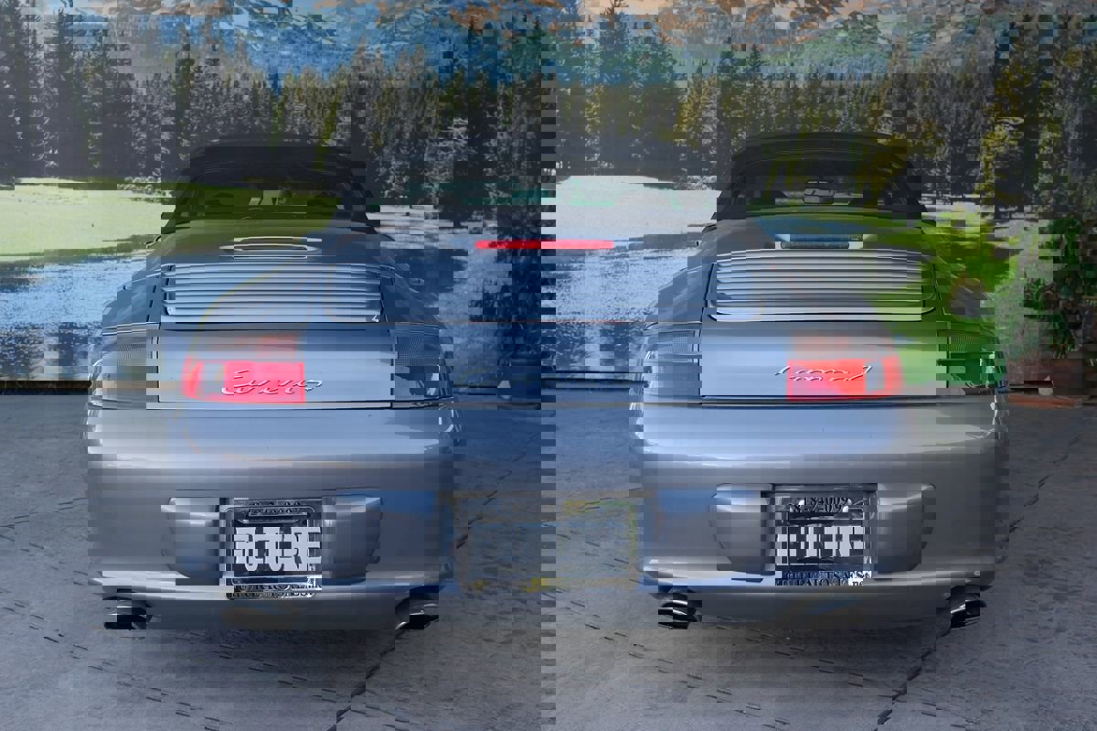 Used 2004 Porsche 911 Carrera 4 image 5