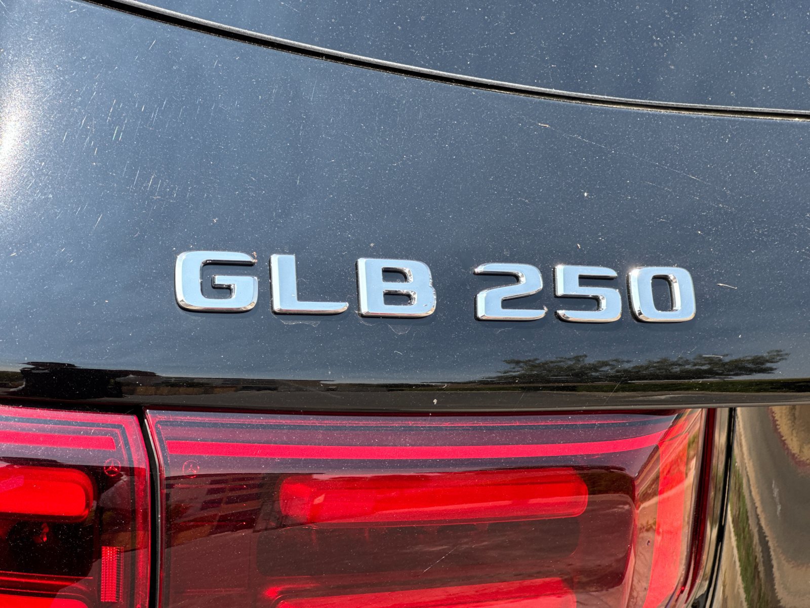 Certified 2024 Mercedes-Benz GLB 250 4MATIC image 26