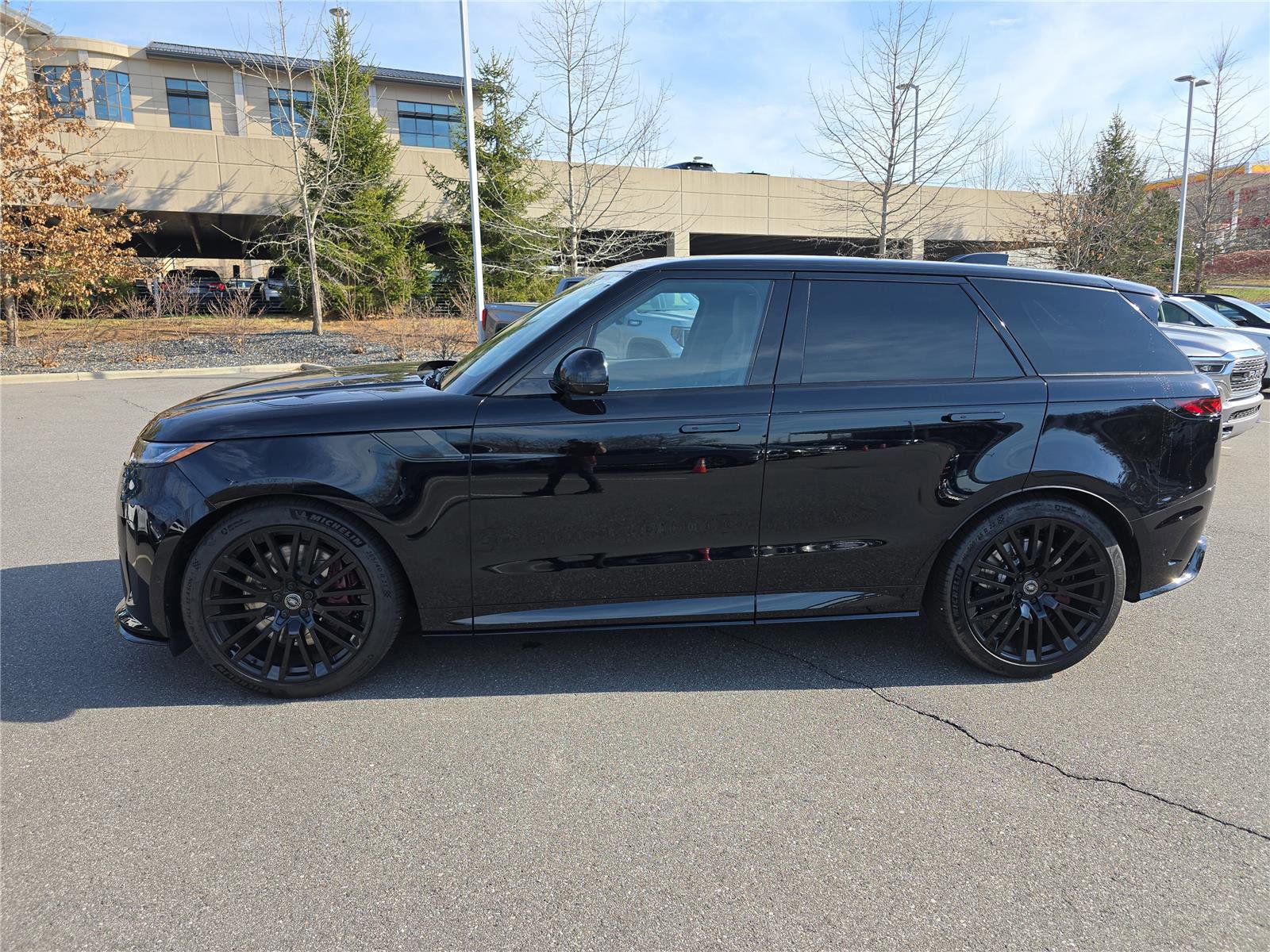 Certified 2025 Land Rover Range Rover Sport SV Edition Two AWD/4WD image 7