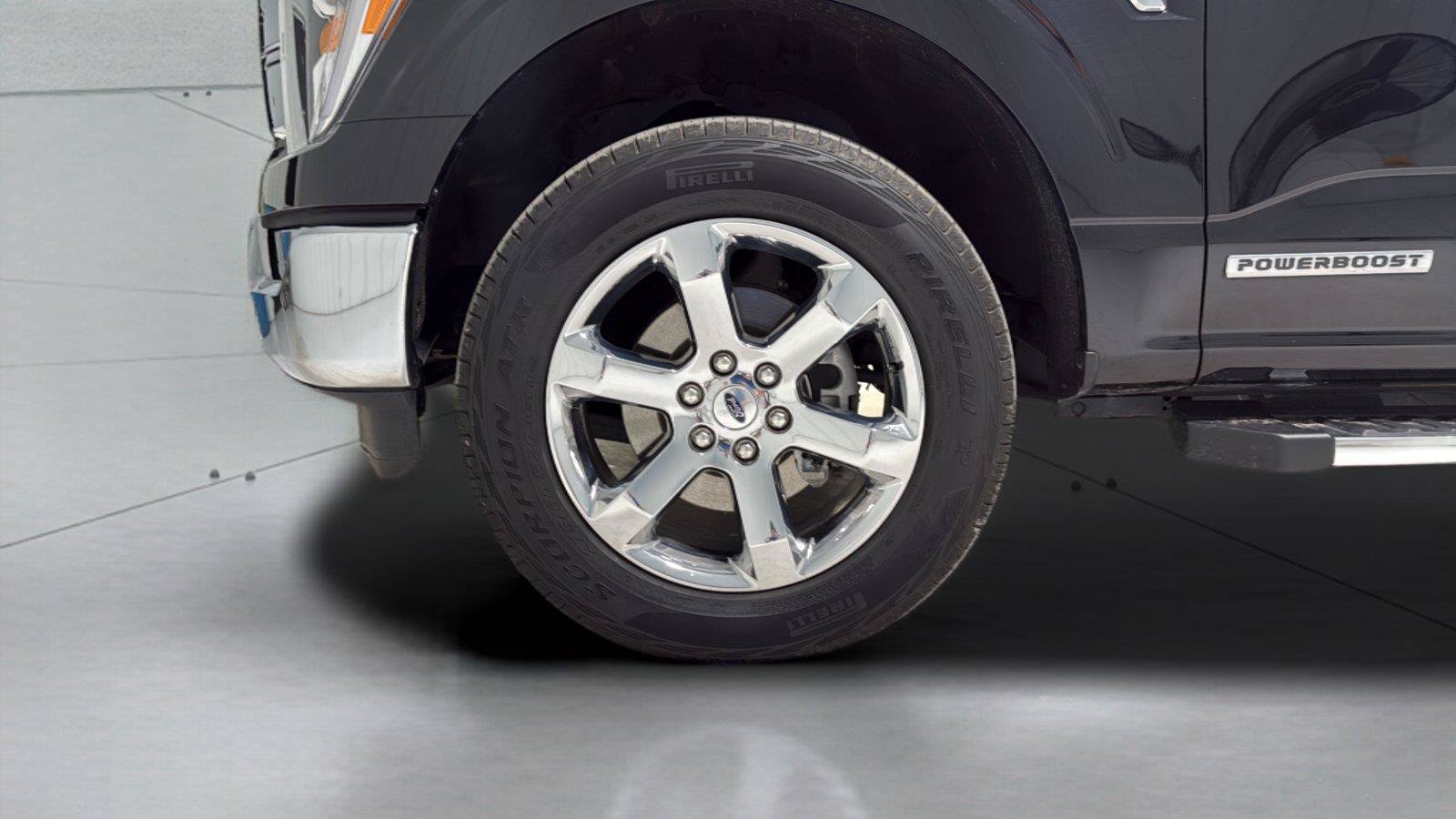 Used 2023 Ford F150 Lariat w/ FX4 Off-Road Package AWD/4WD image 28