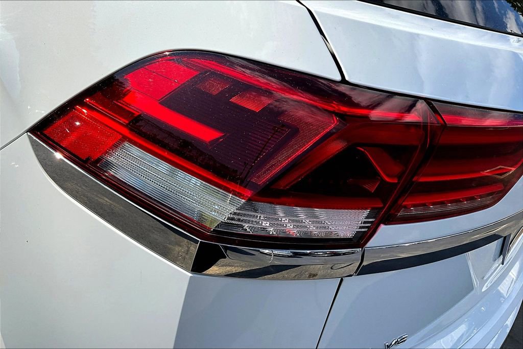 Used 2021 Volkswagen Atlas Cross Sport SEL AWD/4WD image 23