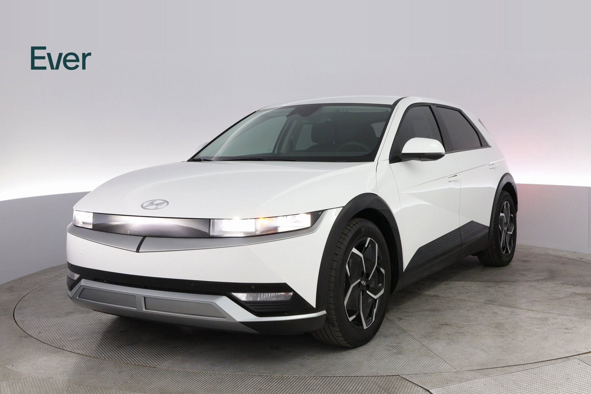 Used 2023 Hyundai Ioniq 5 SEL w/ Cargo Package image 2