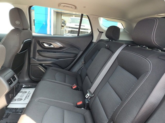 Used 2024 GMC Terrain SLE image 9