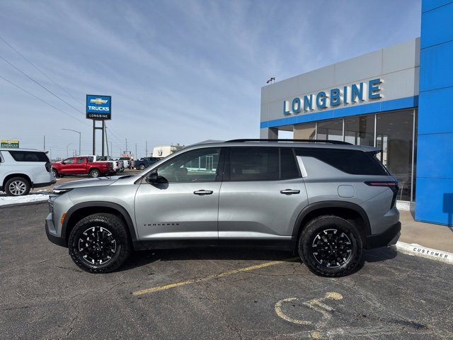 Used 2025 Chevrolet Traverse Z71 w/ Driver Confidence Package image 4