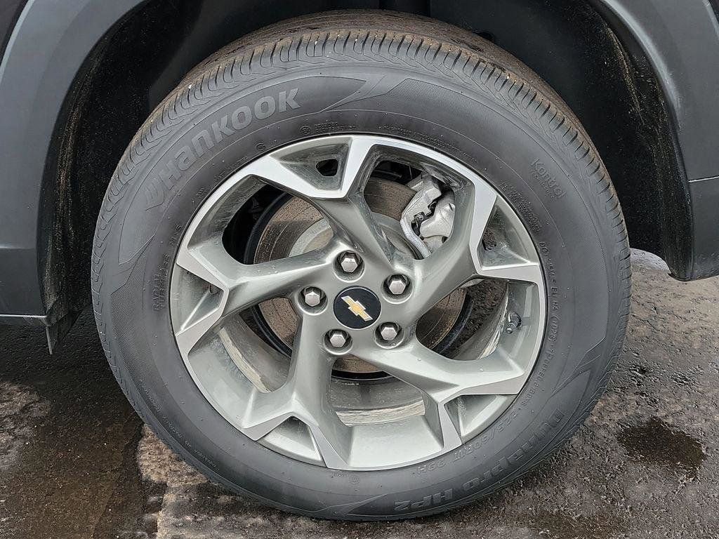 Certified 2024 Chevrolet Trax LT w/ Driver Confidence Package image 5