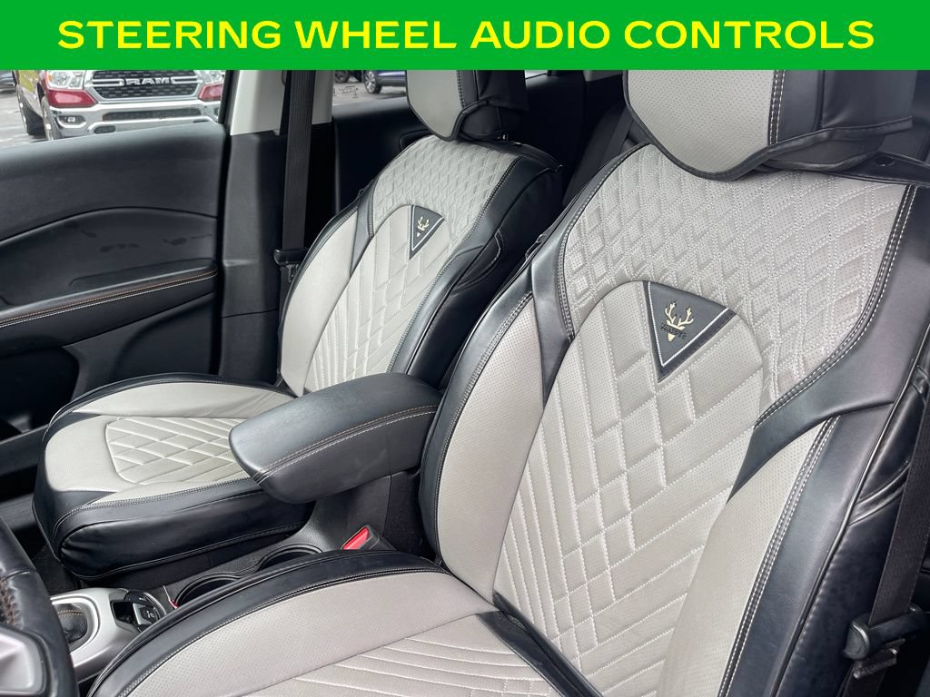 Used 2020 Jeep Compass Latitude w/ Cold Weather Group AWD/4WD image 16