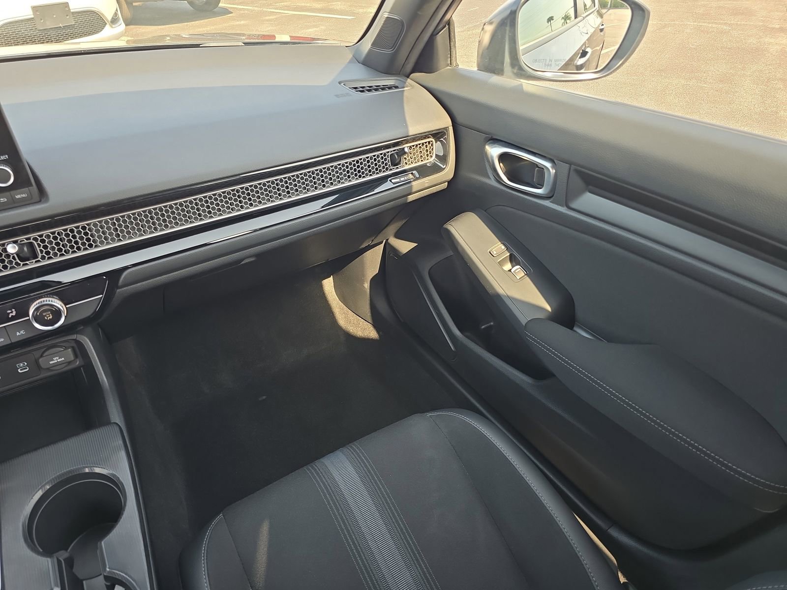 Used 2025 Honda Civic Sport image 12