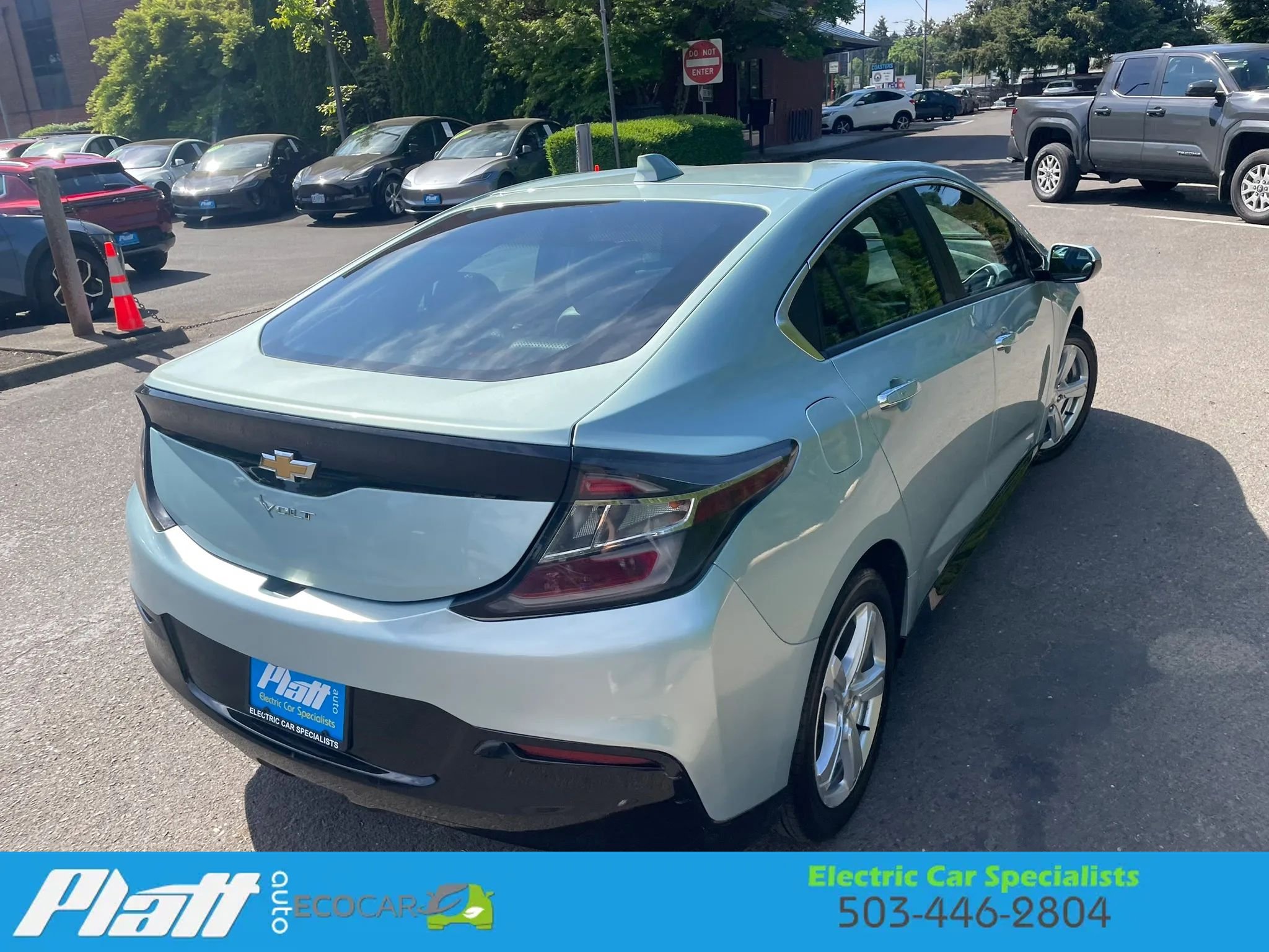 Used 2018 Chevrolet Volt LT w/ Comfort Package FWD image 10