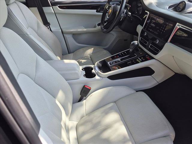 Used 2022 Porsche Macan S AWD/4WD image 20