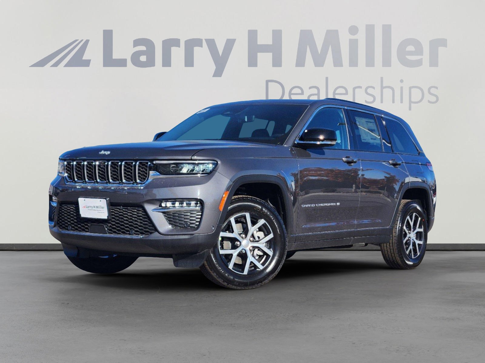 New 2025 Jeep Grand Cherokee Limited w/ Luxury Tech Group II