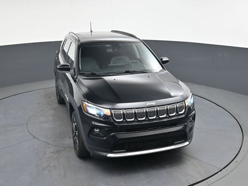Used 2022 Jeep Compass Limited w/ Sun and Sound Group AWD/4WD image 38