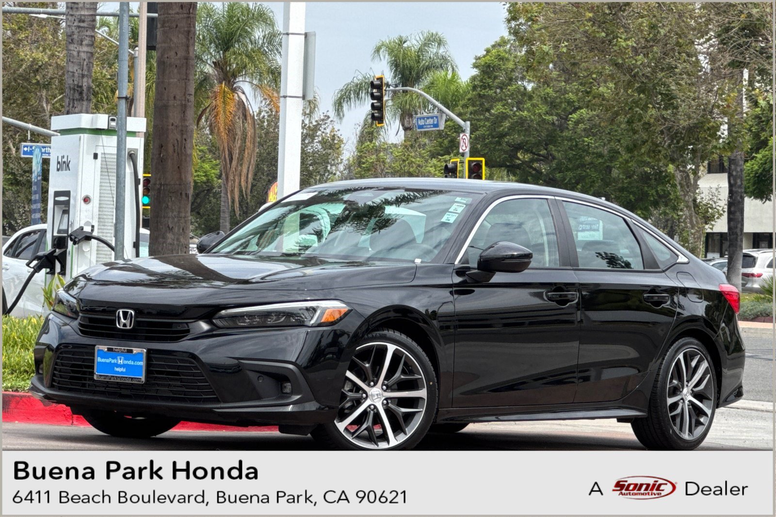 Used 2022 Honda Civic Touring image 1