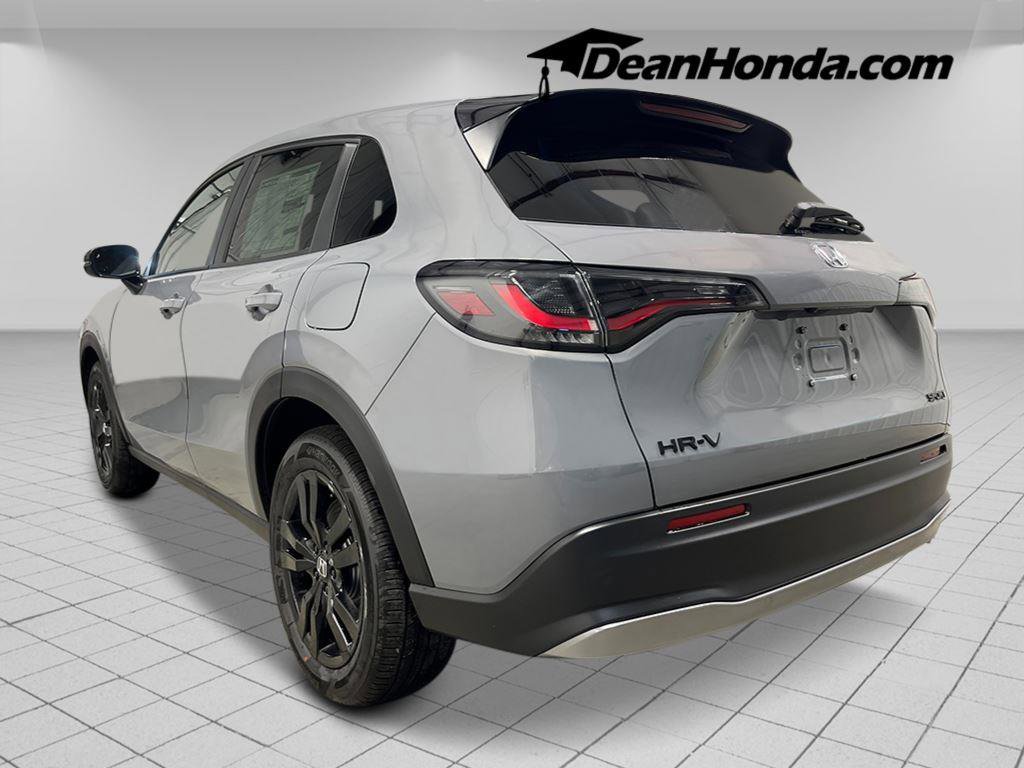 New 2026 Honda HR-V Sport image 3