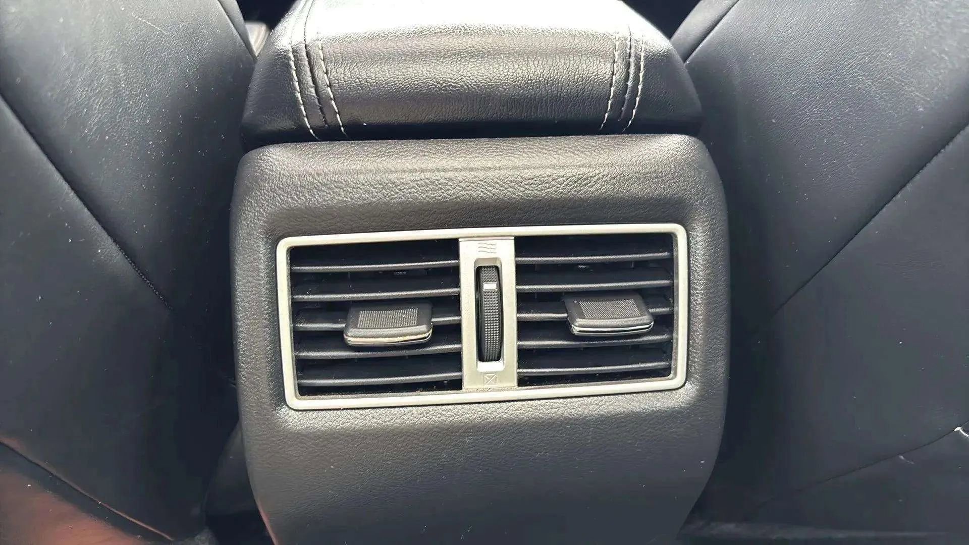 Used 2017 Nissan Maxima Platinum image 37