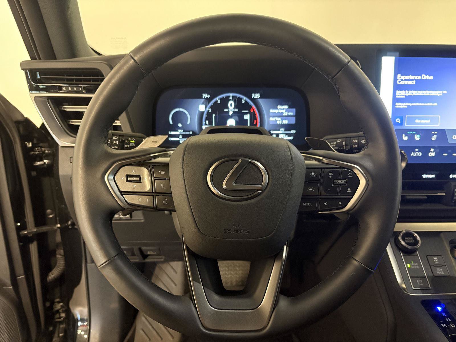 Used 2026 Lexus GX 550 w/ Accessory Package (2T) AWD/4WD image 18
