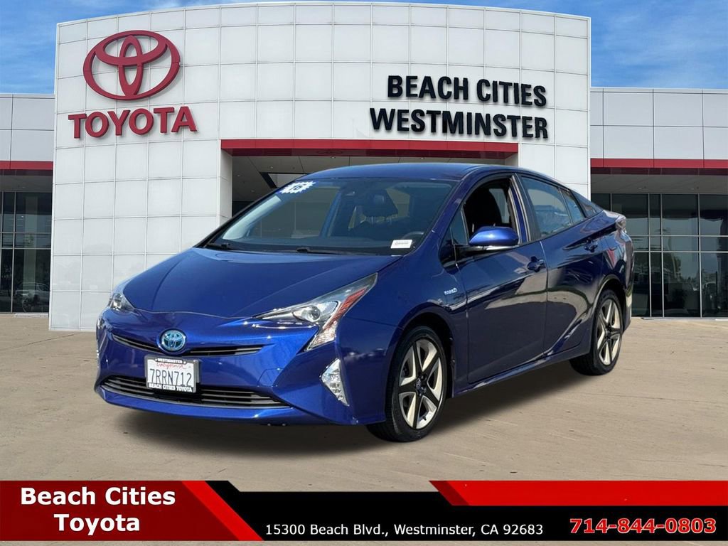 Used 2016 Toyota Prius Three Touring w/ Preferred Accessory Package image 6