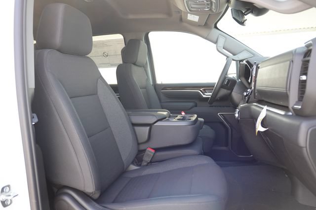 New 2026 GMC Sierra 2500 SLE w/ SLE Value Package; AWD/4WD image 18