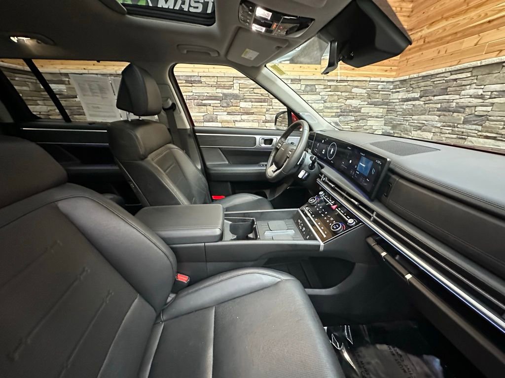 Used 2024 Hyundai Santa Fe Limited image 14