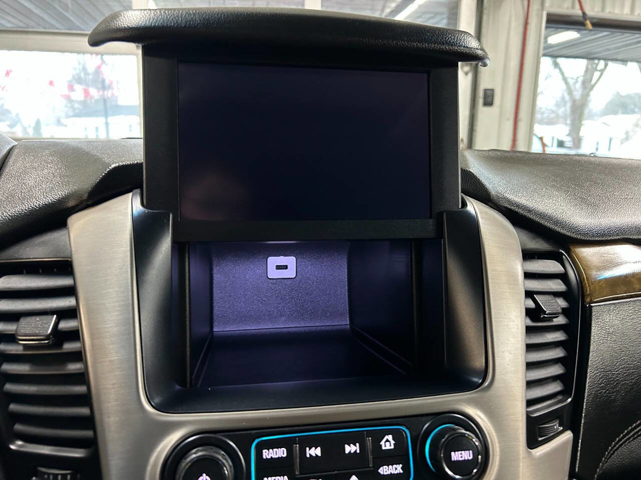 Used 2017 GMC Yukon XL Denali w/ Open Road Package image 30