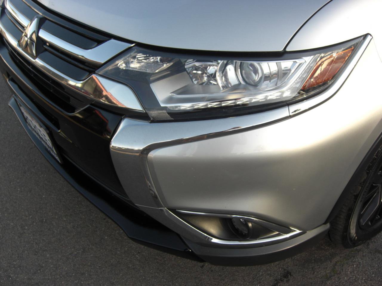 Used 2018 Mitsubishi Outlander LE FWD image 9