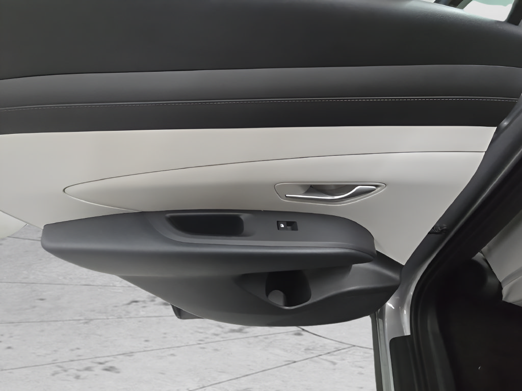 New 2026 Hyundai Tucson Blue SE FWD image 15