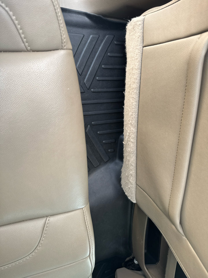 Used 2020 Chevrolet Suburban LT image 19