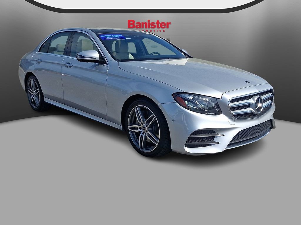Used 2020 Mercedes-Benz E 350 4MATIC Sedan image 3