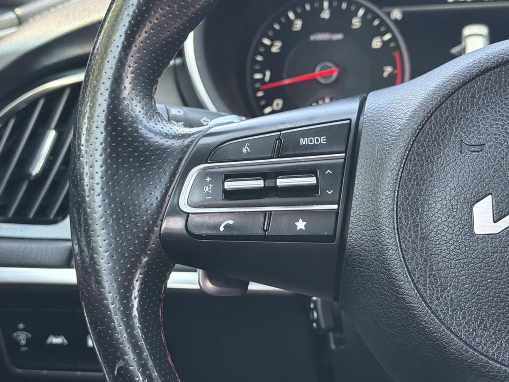 Used 2022 Kia Stinger GT2 w/ Red Interior Color Package image 8