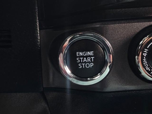Used 2021 Toyota Tacoma TRD Pro AWD/4WD image 28