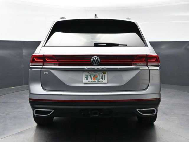 Used 2025 Volkswagen Atlas SE FWD image 6