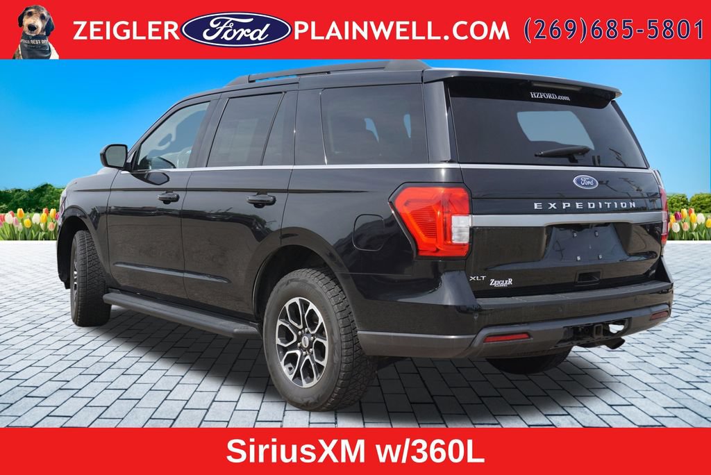 Used 2024 Ford Expedition XLT AWD/4WD image 3