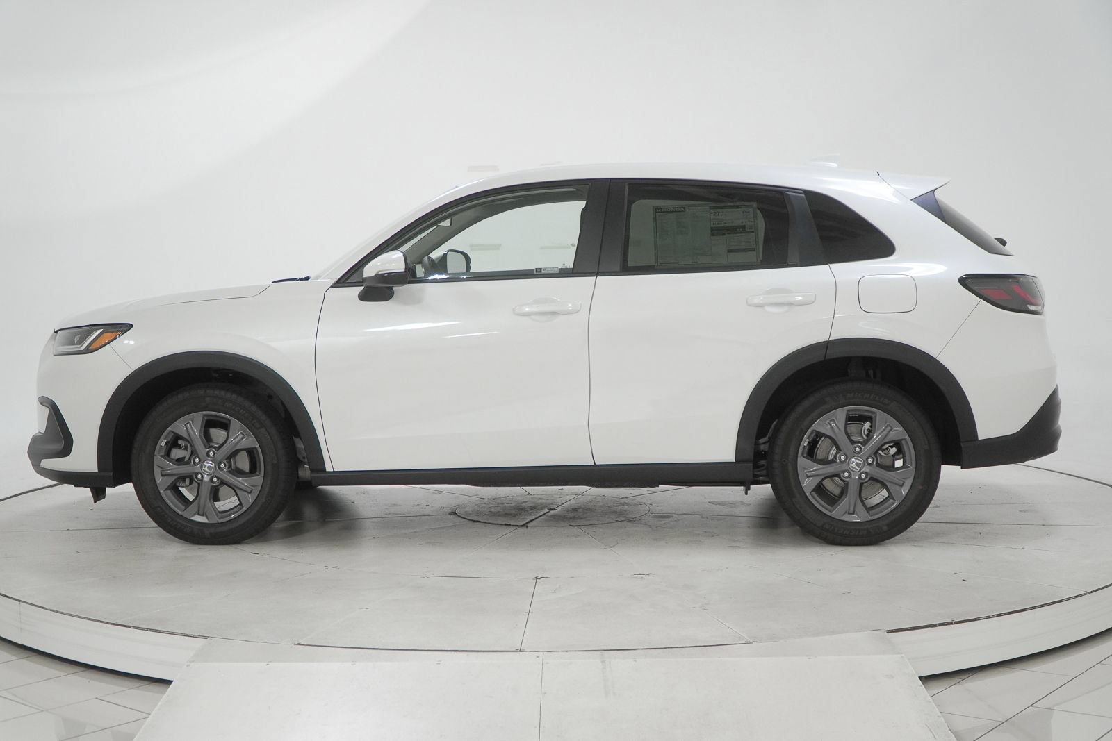 New 2027 Honda HR-V LX image 5