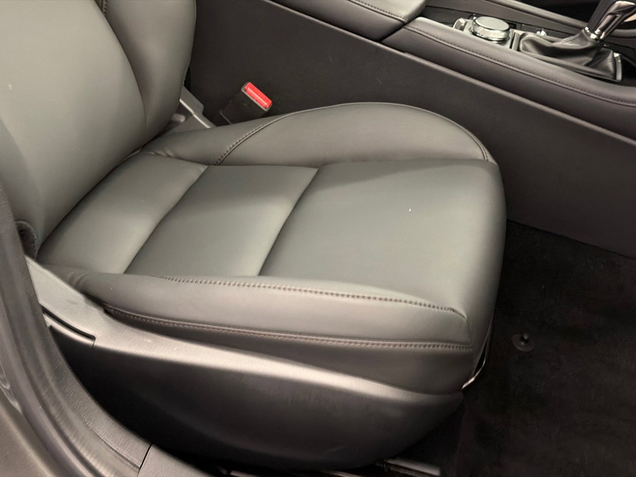 Certified 2025 MAZDA MAZDA3 s image 10