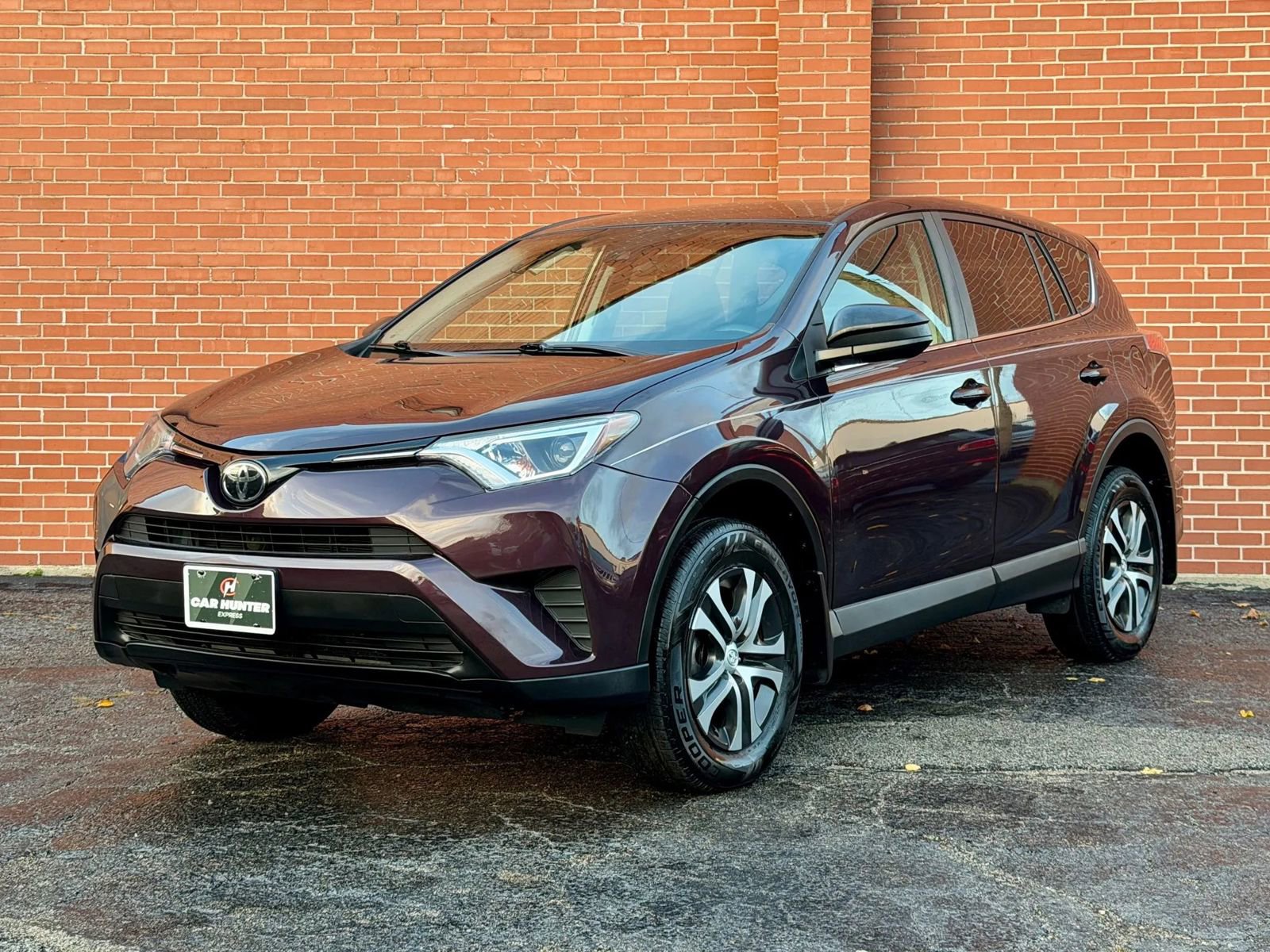 Used 2018 Toyota RAV4 LE
