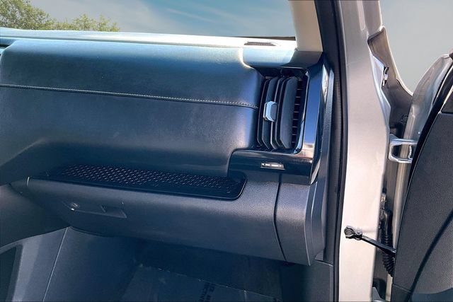 Certified 2024 Nissan Pathfinder SV FWD image 25