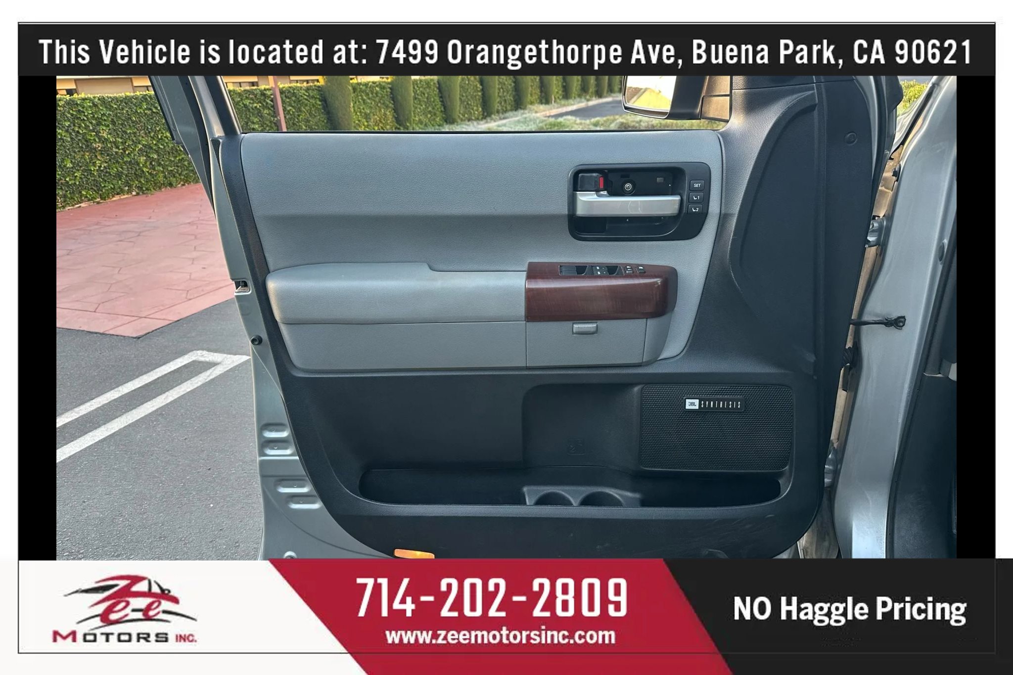 Used 2013 Toyota Sequoia Platinum RWD image 57