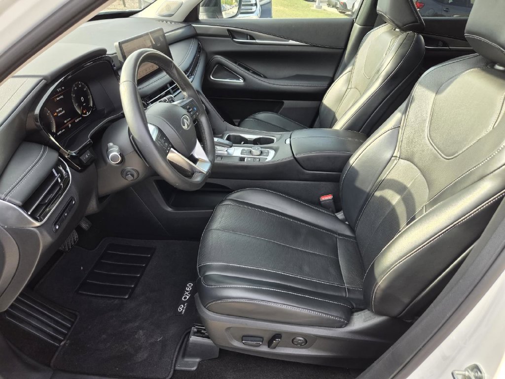Used 2023 INFINITI QX60 Luxe w/ Vision Package FWD image 22