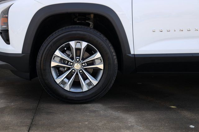 New 2026 Chevrolet Equinox LT FWD image 9