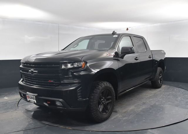 Used 2019 Chevrolet Silverado 1500 LT Trail Boss w/ Convenience Package image 3