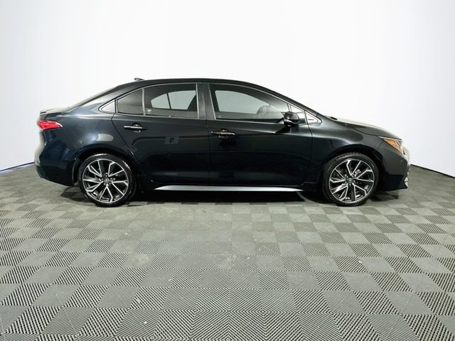 Certified 2022 Toyota Corolla SE w/ Carpet Mat Package (TMS) FWD image 9
