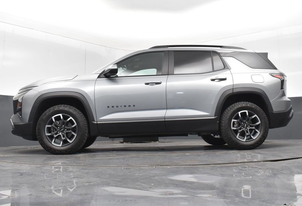 Used 2025 Chevrolet Equinox ACTIV image 21