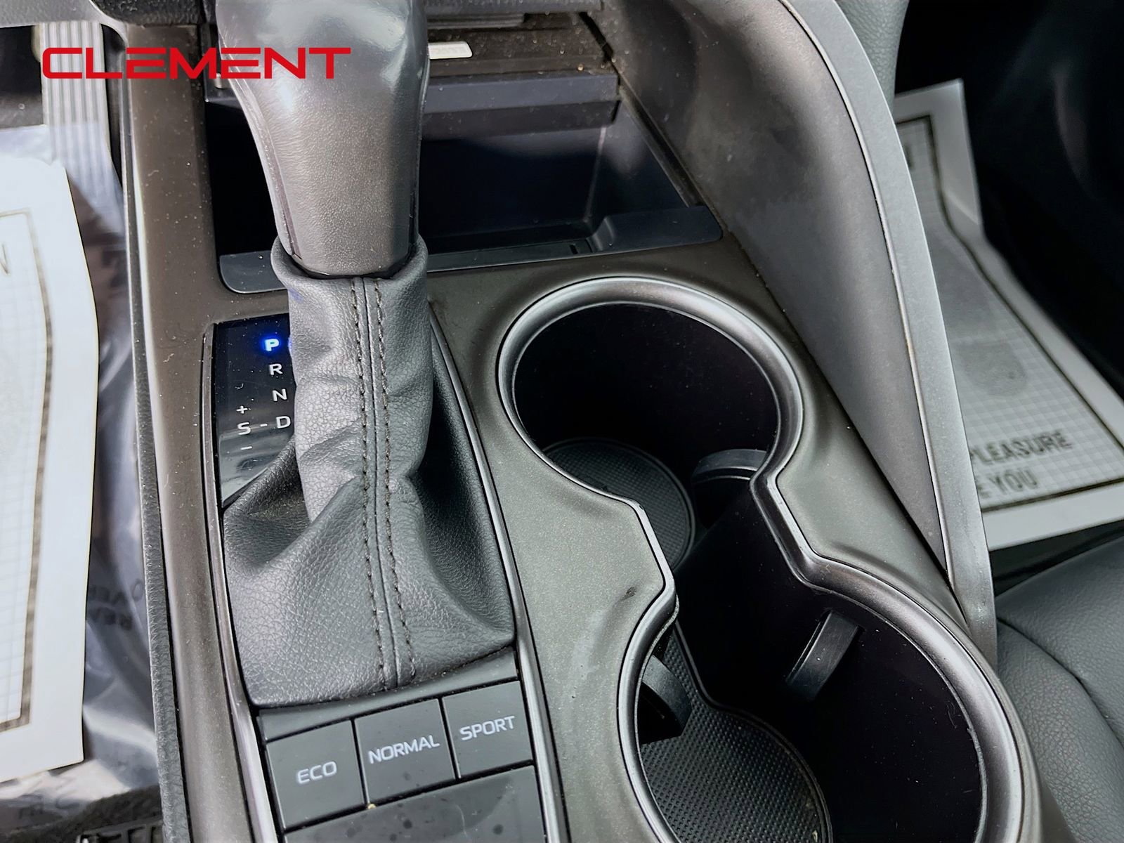 Used 2023 Toyota Camry SE FWD image 23